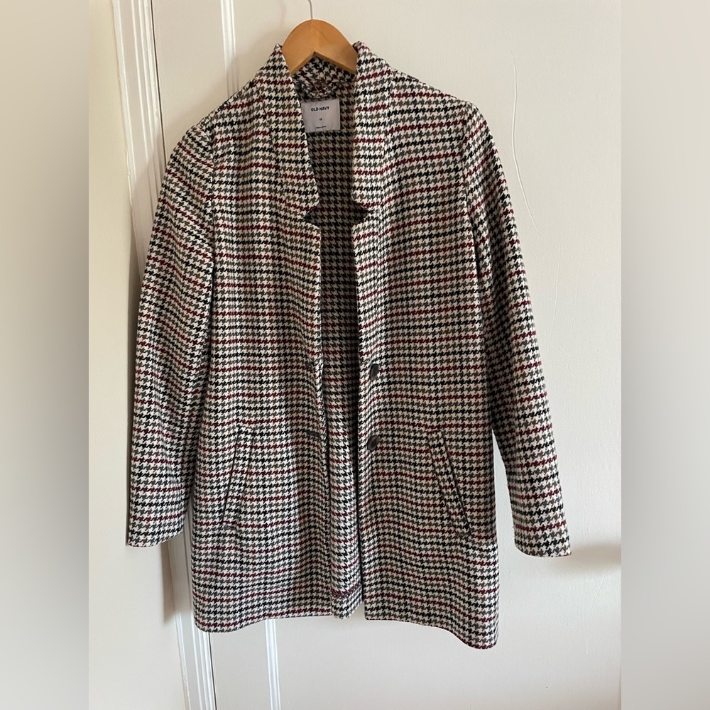 Old navy houndstooth coat.